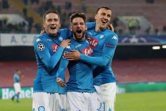 那不勒斯：欧冠赛场上的&ldquo;冰火交响曲&rdquo;